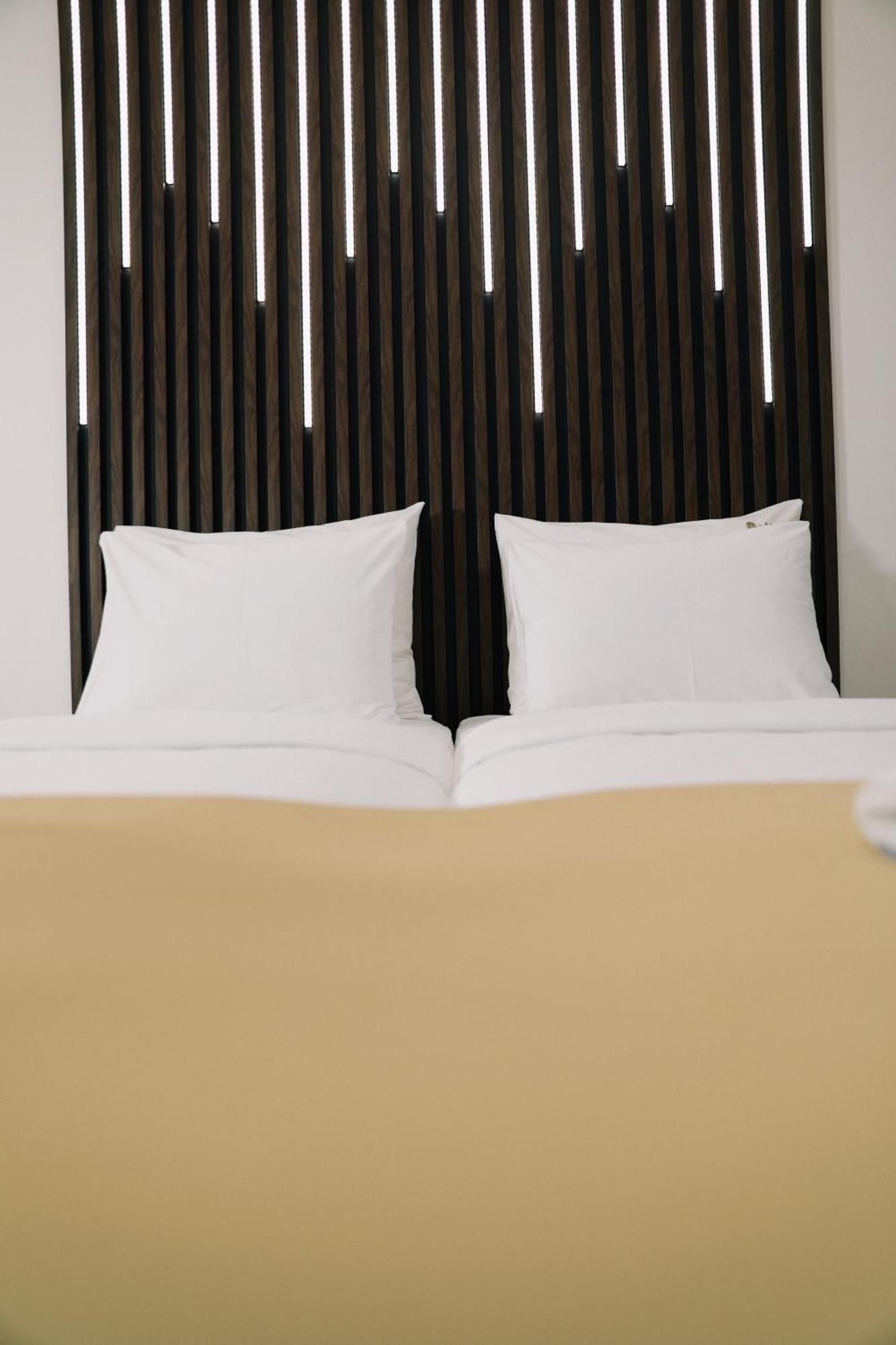 Sax-Win Hotel Pozega Quarto foto